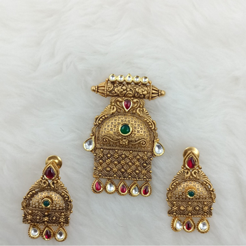916 ANTIQUE PENDENT SET by Ranka Jewellers