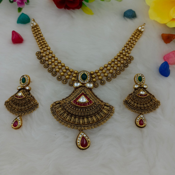 916 Gold Antique Jadtar Necklace Set by Ranka Jewellers