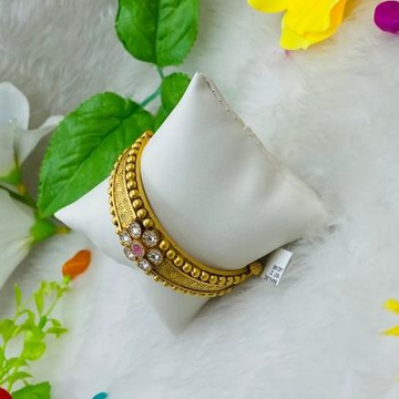 ANTIQUE JADTAR BRACELET by Ranka Jewellers