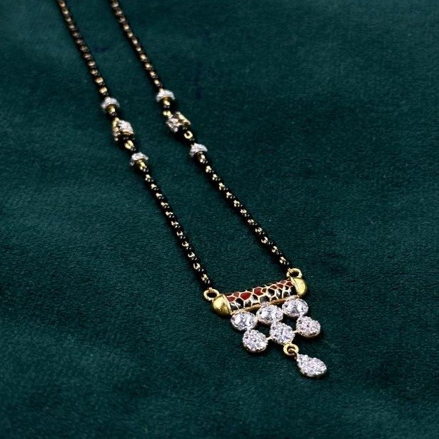 Gold Single Line Mangalsutra