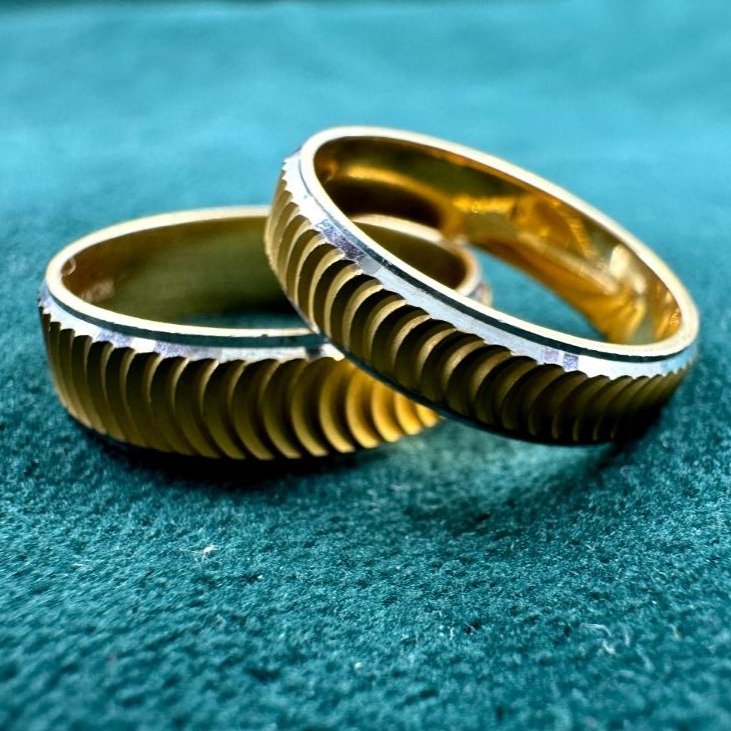 SPE Gold - Duo Leaf Design Couple Ring - Poonamallee