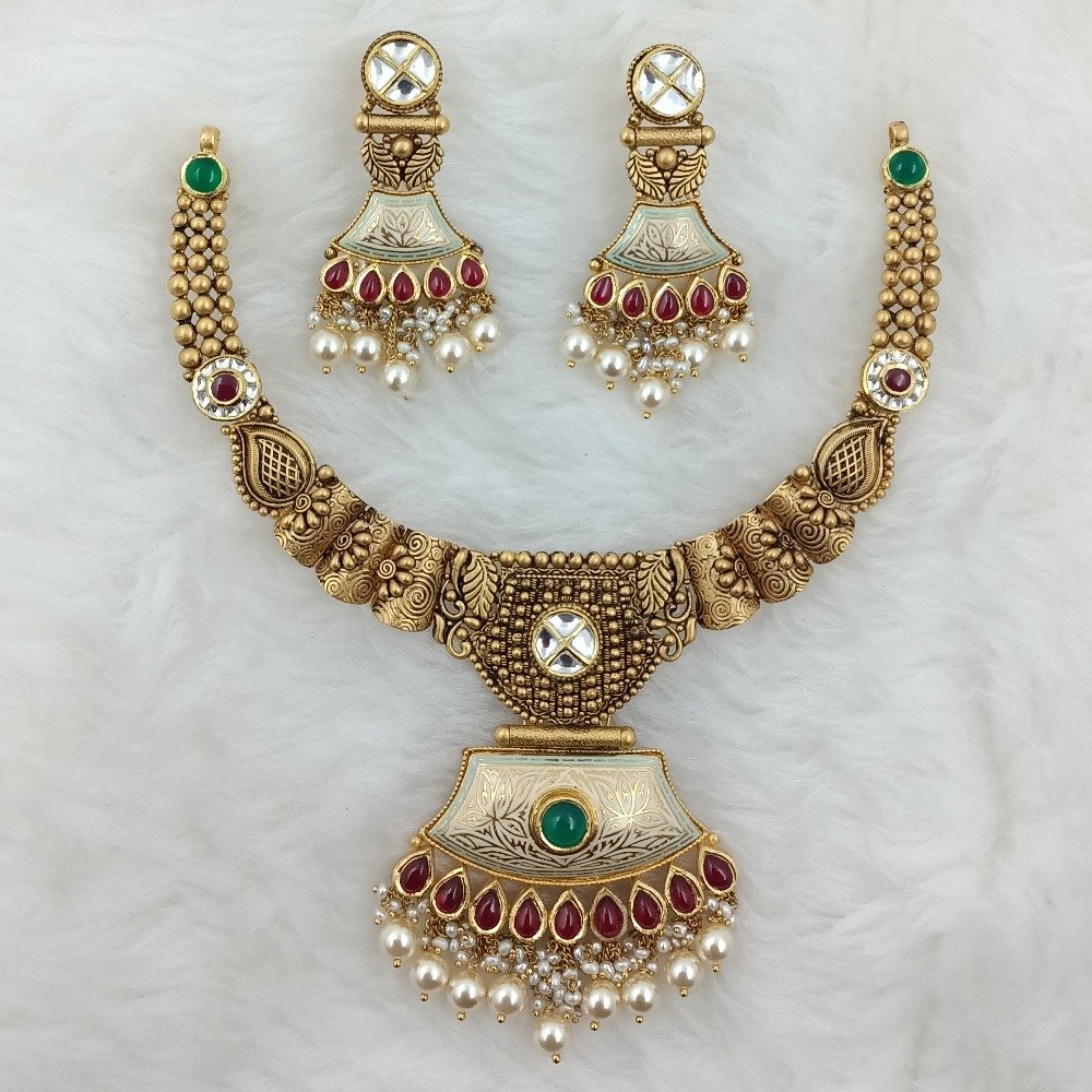 22K Gold Antique Hasdi Necklce Set