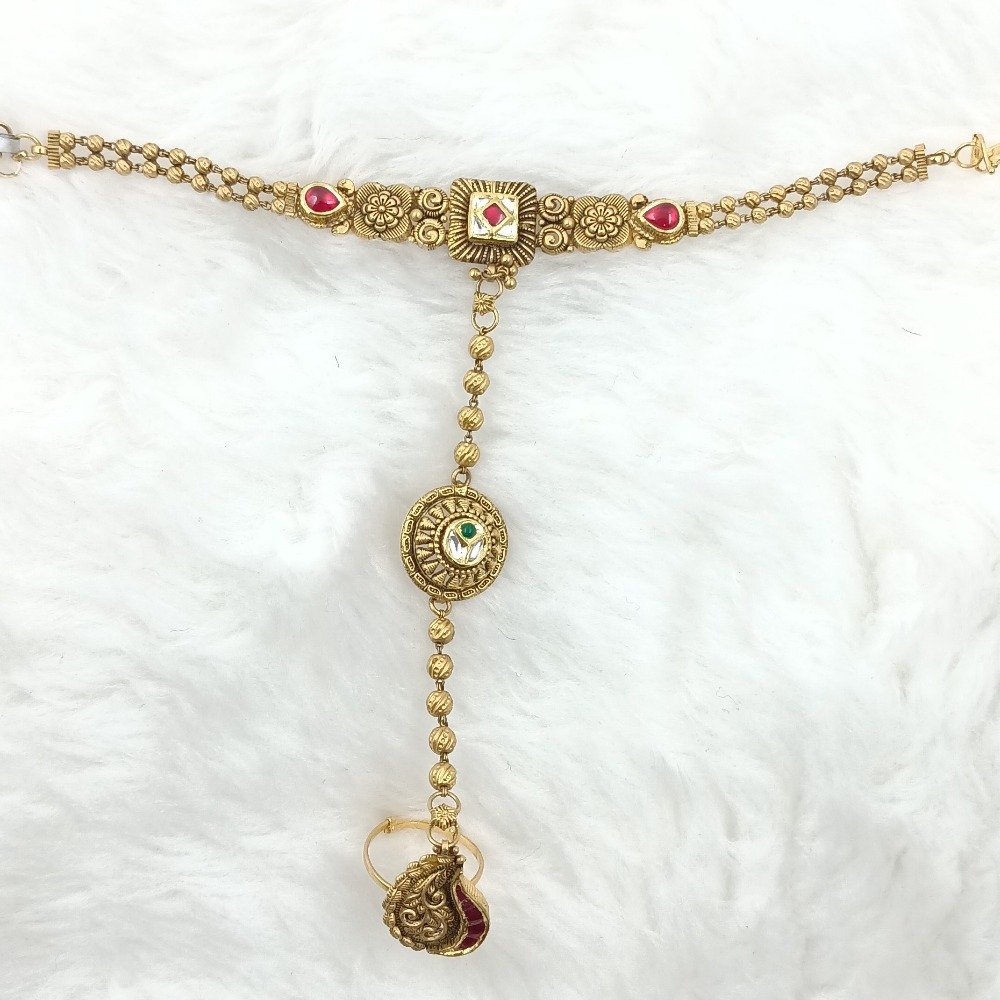22K Gold Antique Hath Pocha