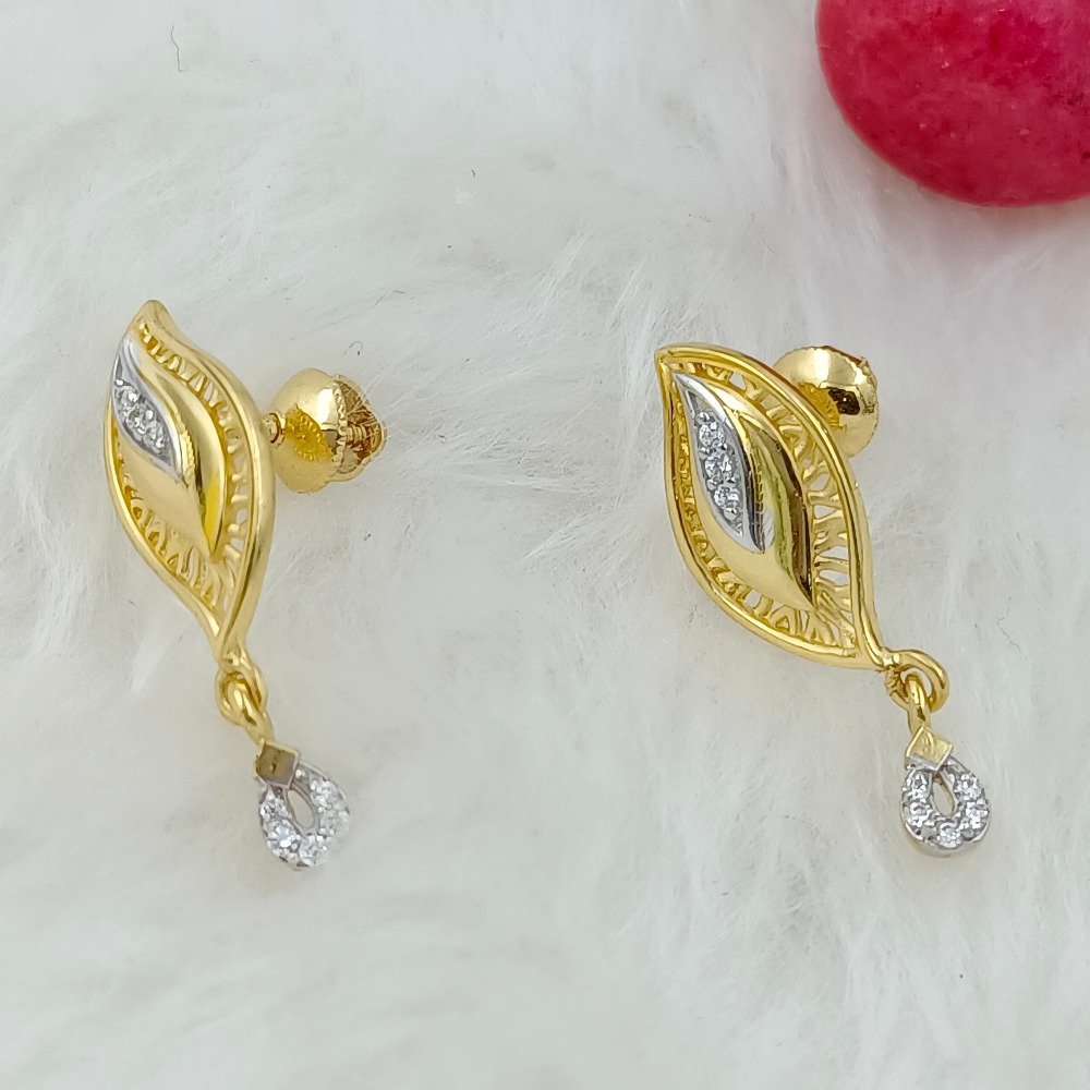 Buy quality 916 Gold Classy Earrings in Barejadi